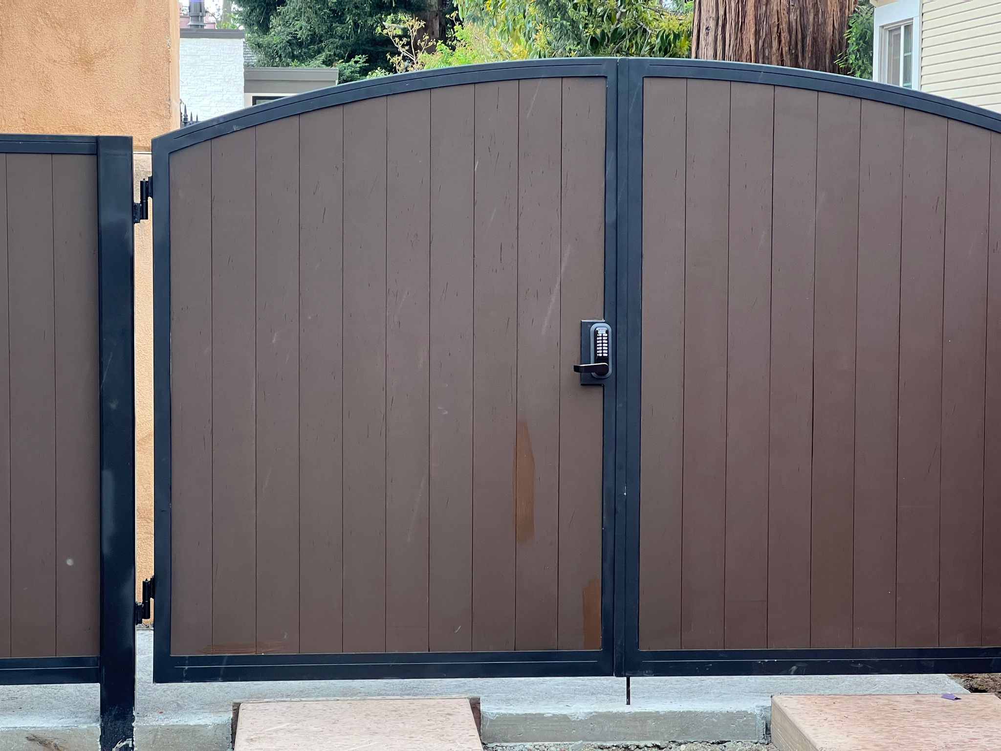 Hybrid wood and steel gate — Bay Area, CA